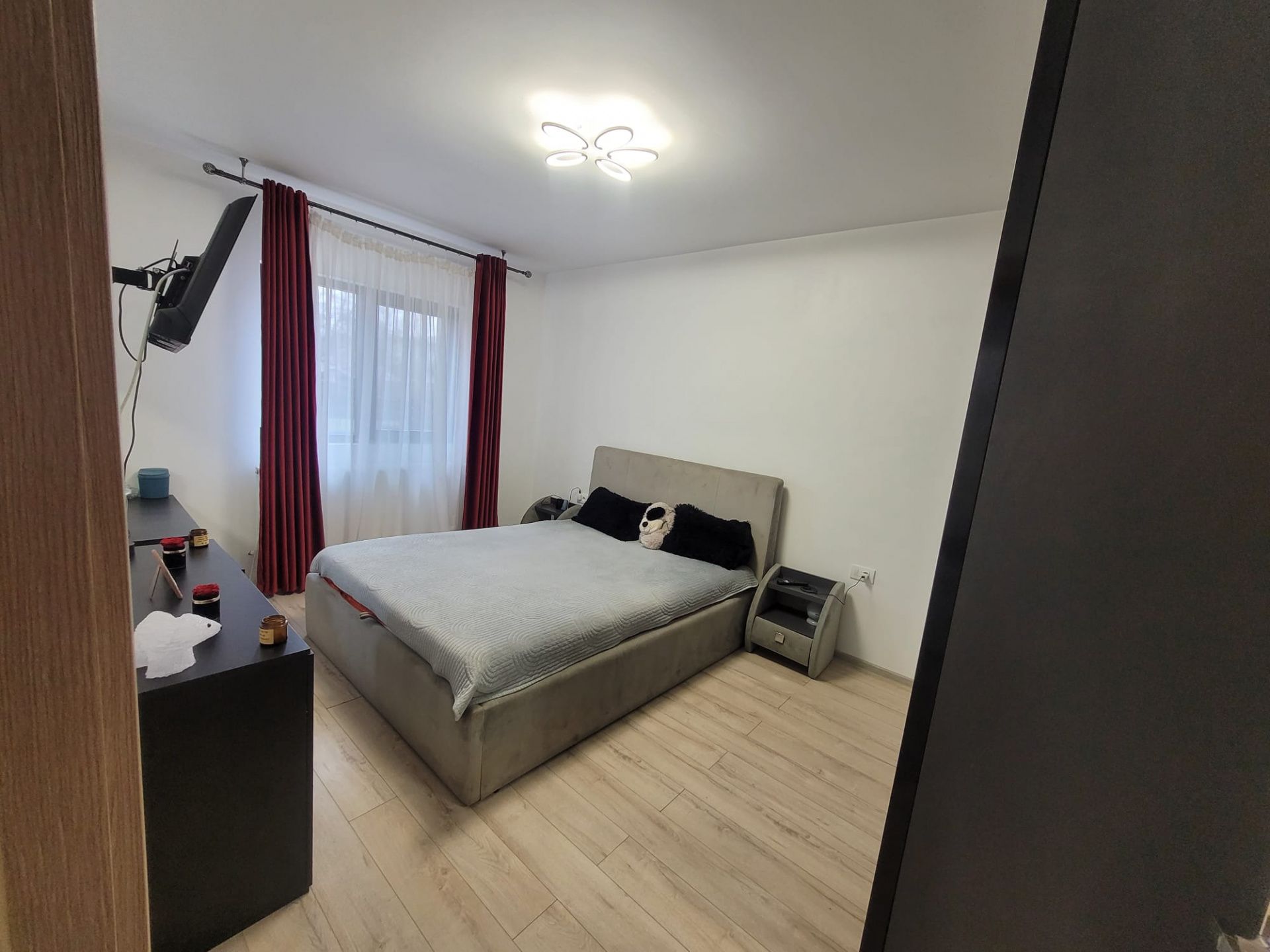 Casă LUNCA CETĂȚUII, 3 camere, decomandat, 82 mp, mansardă + parcare — fotografia 7
