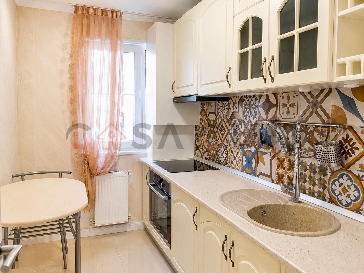 2 camere decomandate, finisaje moderne, zona Vivo — fotografia 9