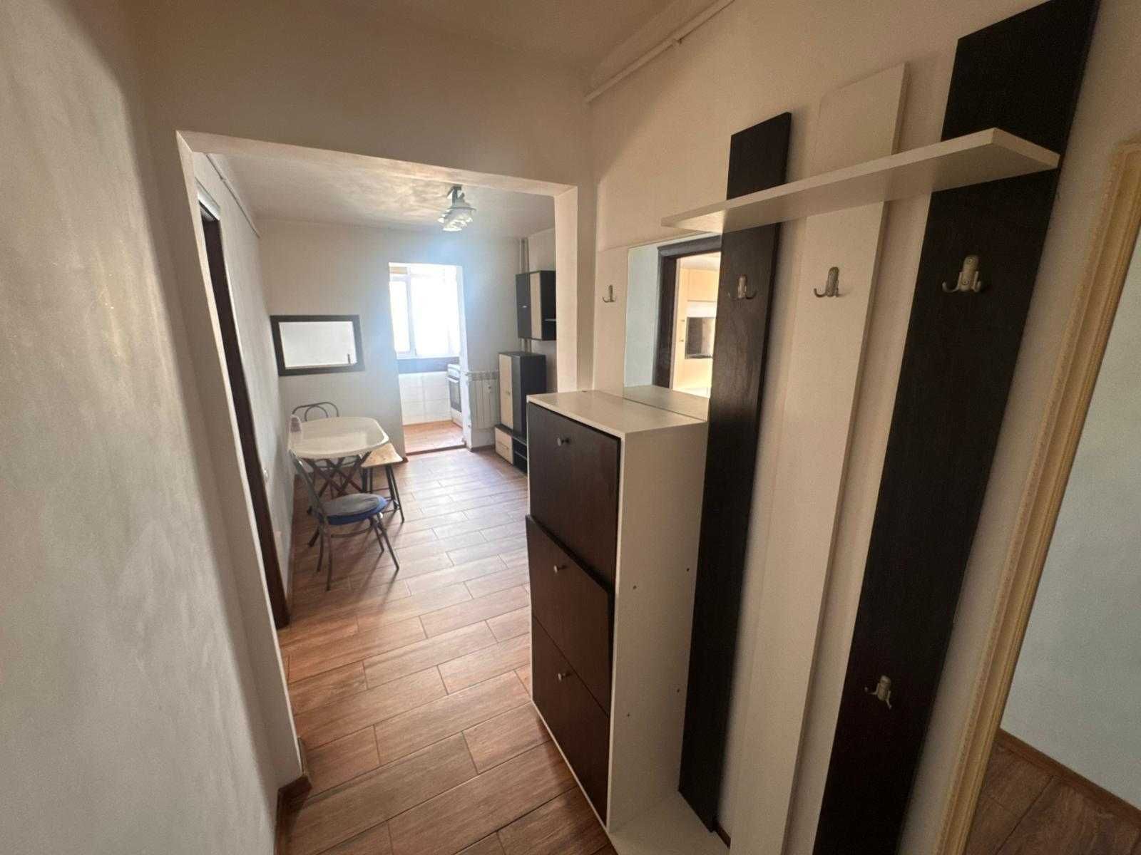Apartament 2 camere,cartier Craiovita Noua — fotografia 5