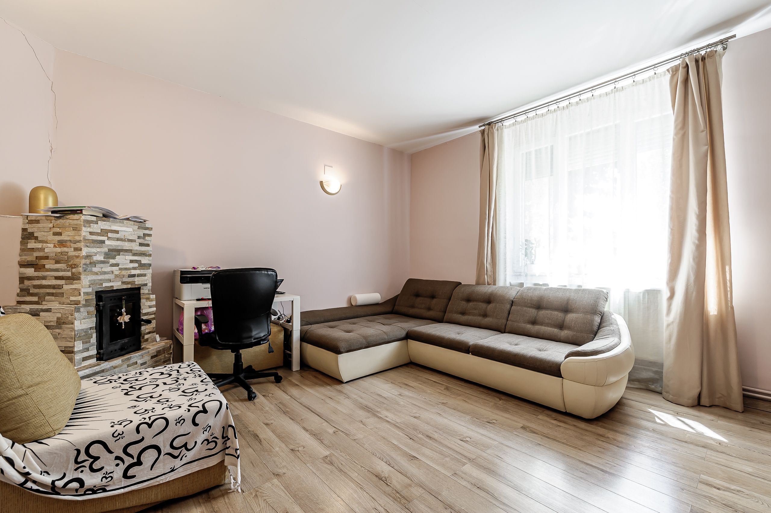Apartament 2 camere spatios la casa individuala zona Centru Arad