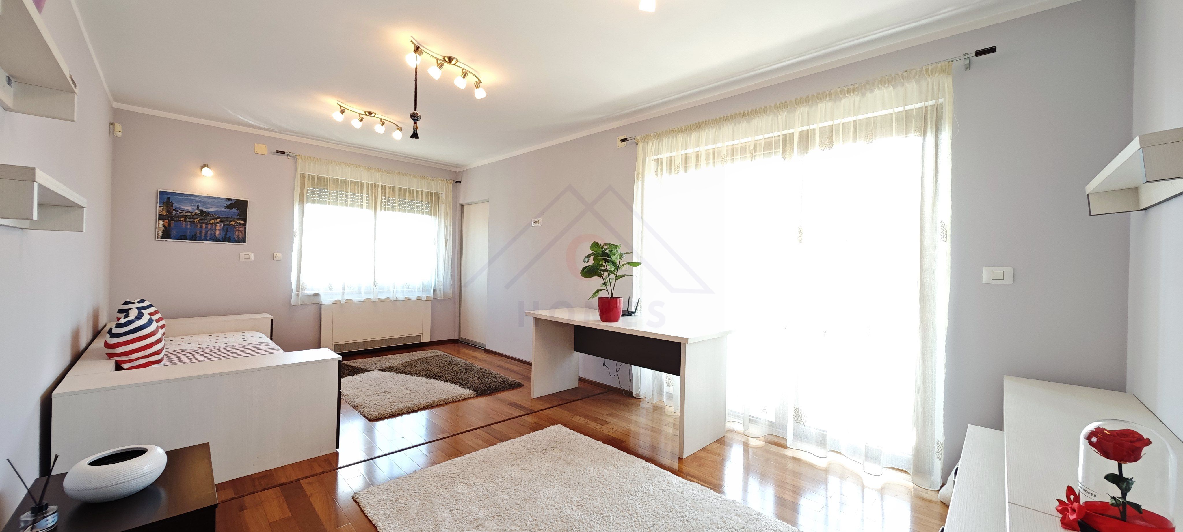 Pretabil office, camin, clinica, invatamant. 3 cai acces in cladire. — fotografia 14