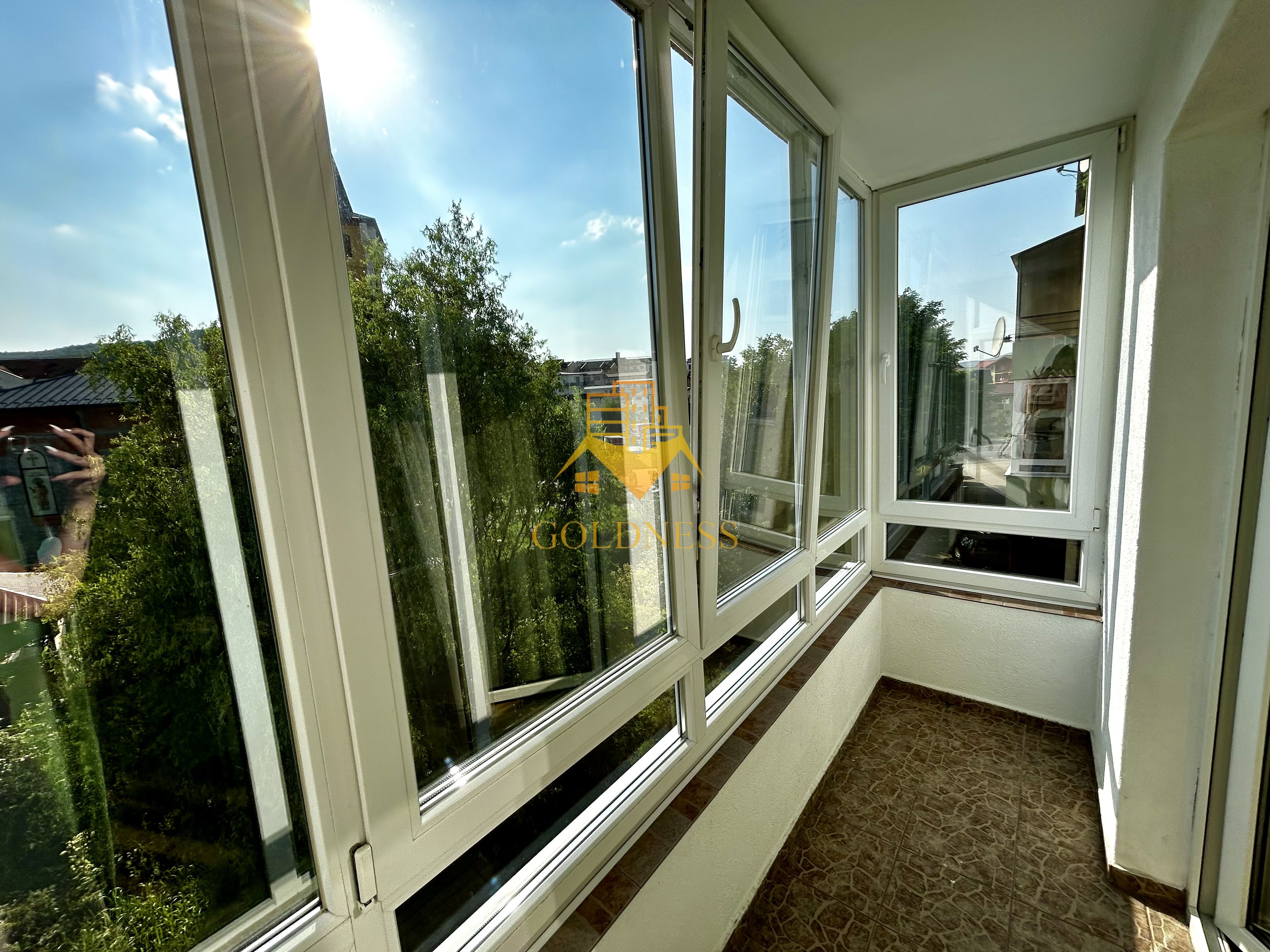 2 camere open space,Parcare, Modern,Panemar, Zona Stejarului, Floresti — fotografia 9