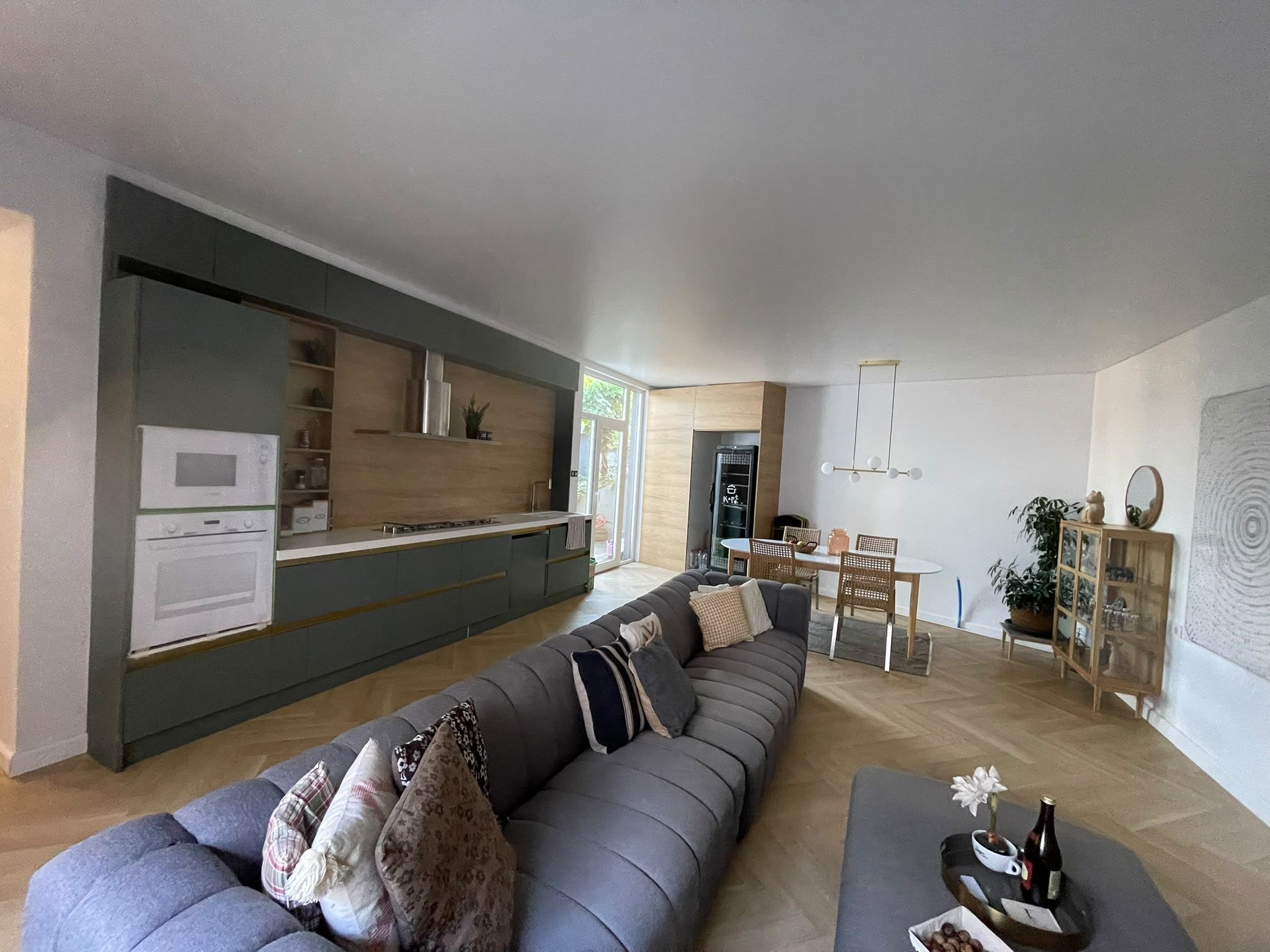 Casă parter, luminoasă, – vizavi de Spitalul Județean-365.000 EURO neg — fotografia 18