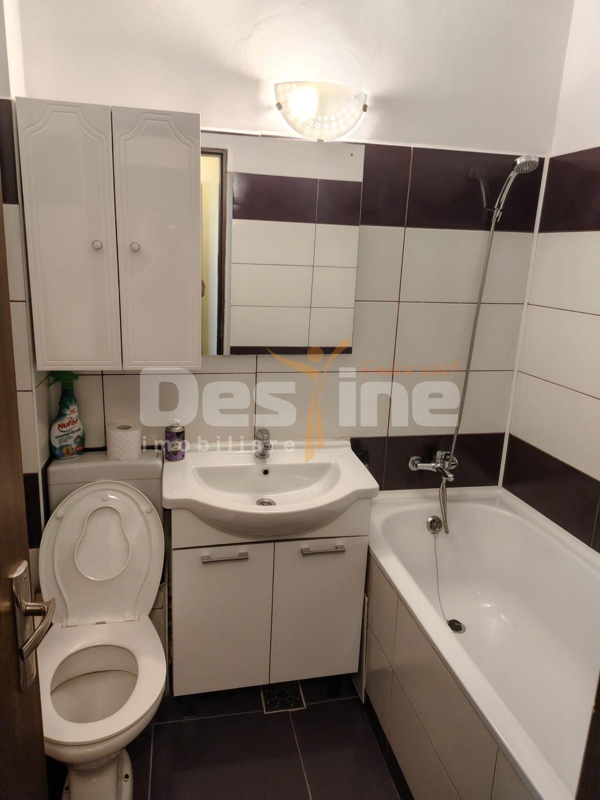 APARTAMENT 2 CAMERE DECOMANDAT RENOVAT — fotografia 11