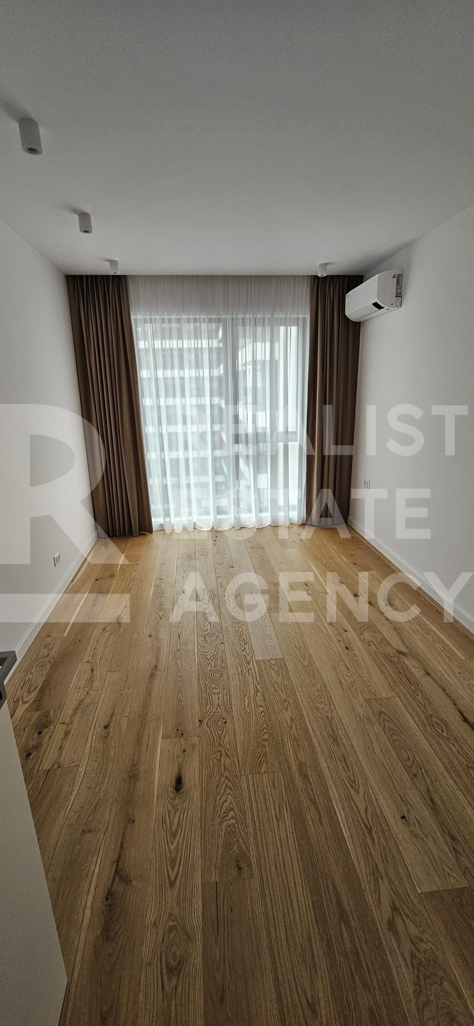 Închiriere,  3 camere, 2 locuri de parcare, Nusco City, Pipera — fotografia 3
