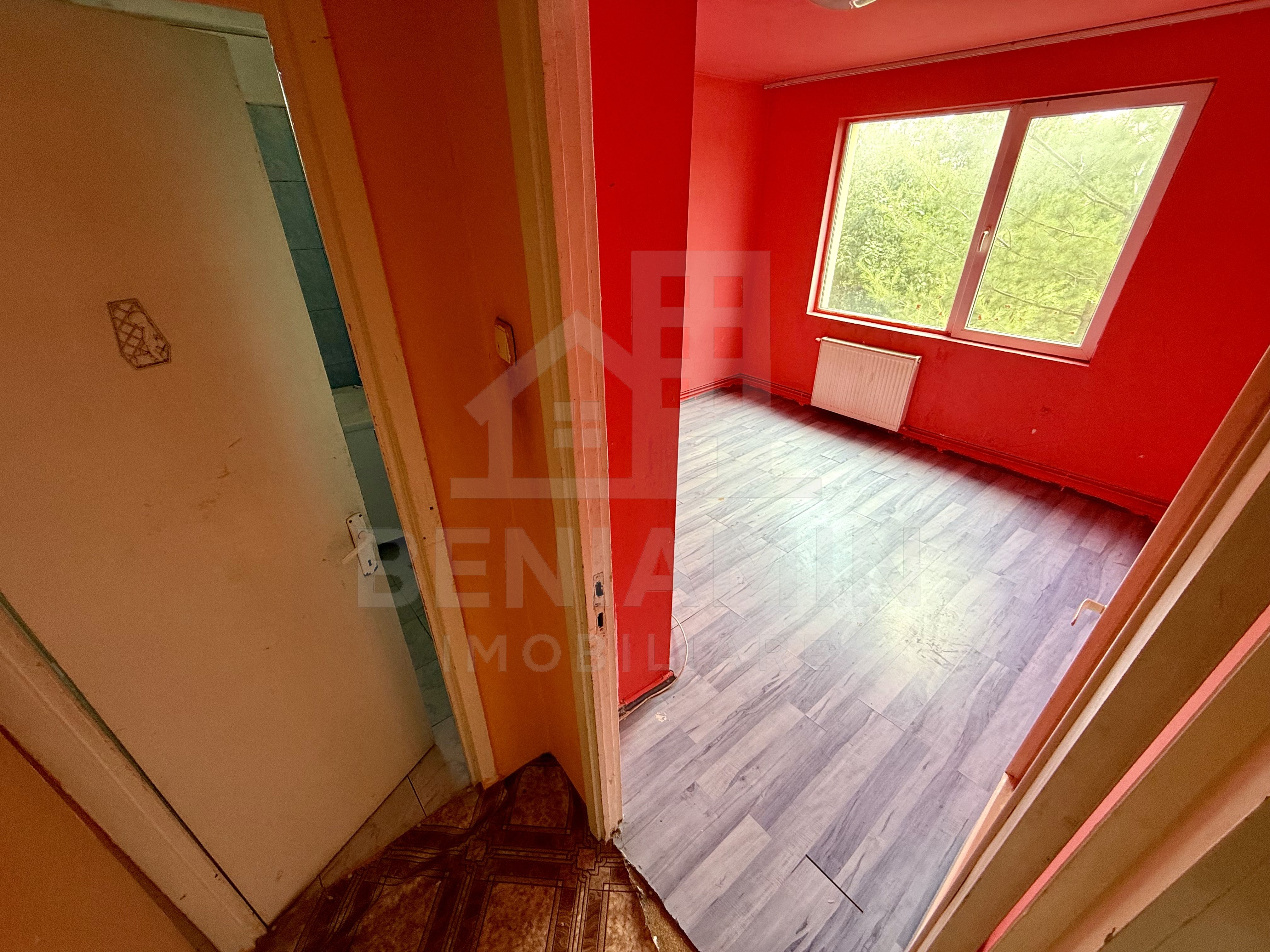 4 decomandate - 80mp - etaj 1 - 2bai - centrala - Astra — fotografia 12
