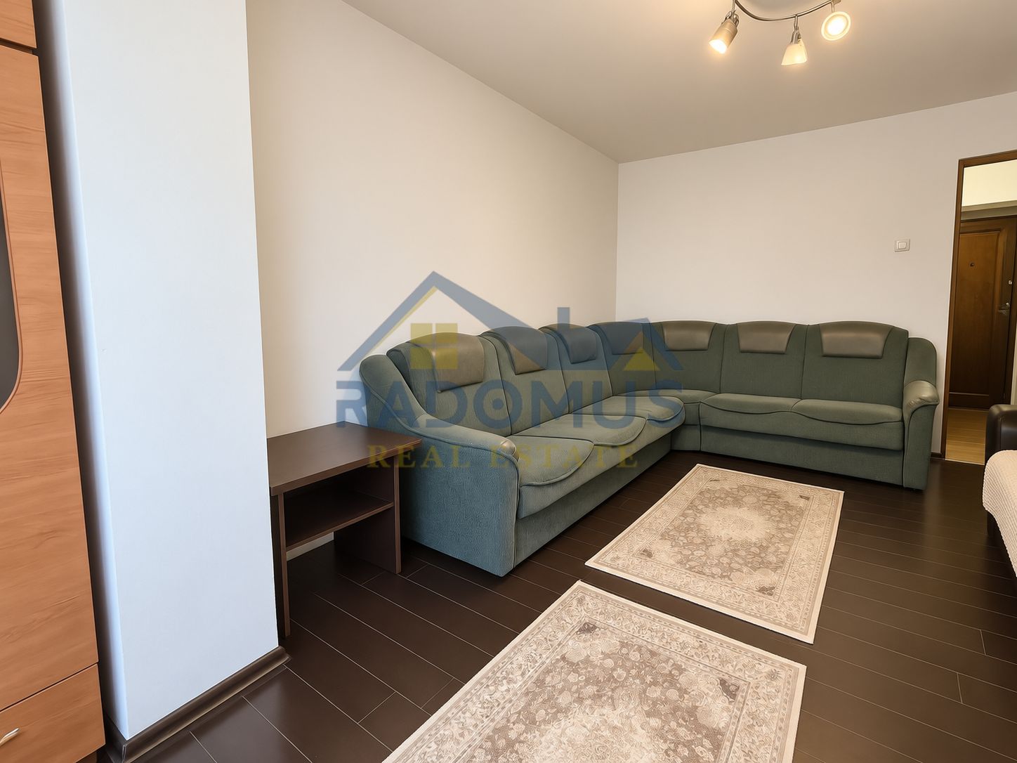 Apartament 2 camere | Zona Vest | Utilat și mobilat | 370 euro/luna — fotografia 3