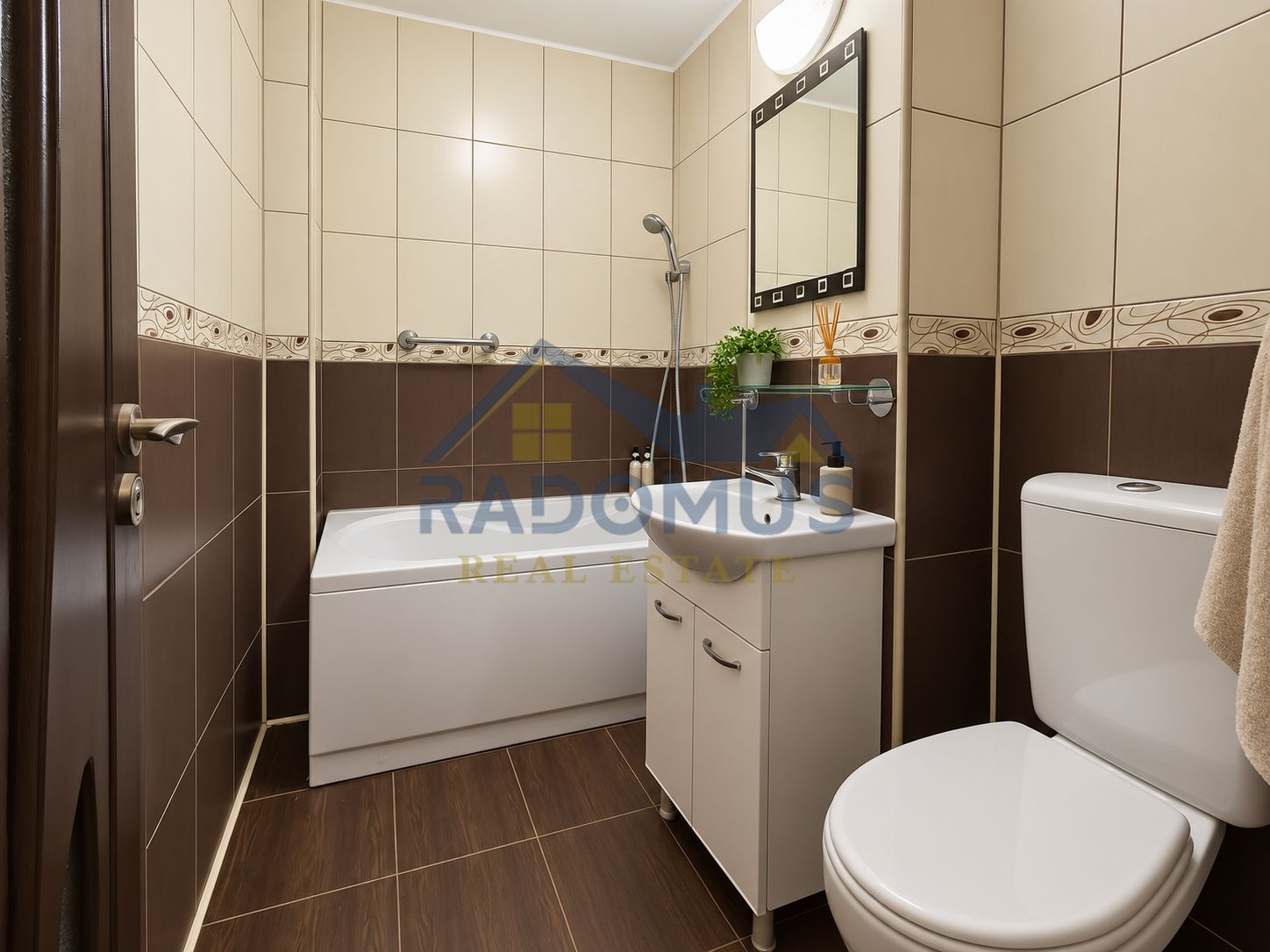 Apartament 2 camere | Zona Vest | Utilat și mobilat | 370 euro/luna — fotografia 6