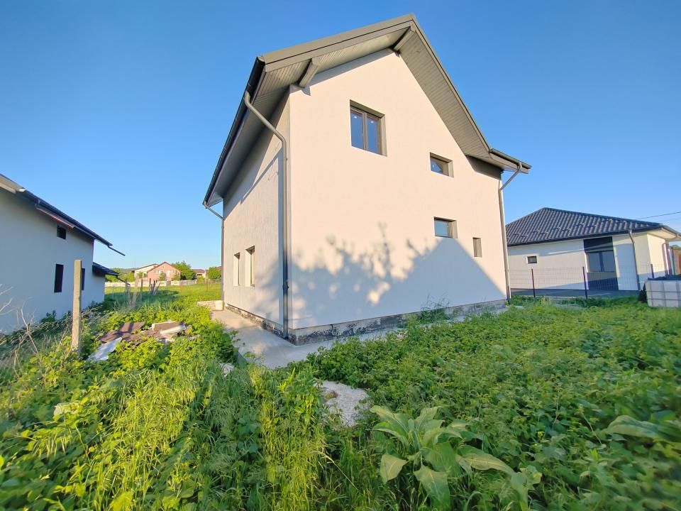 COMISION 0% Casă individuală 3 camere 2 bai 500mp teren Lunca Cetațuii — fotografia 9