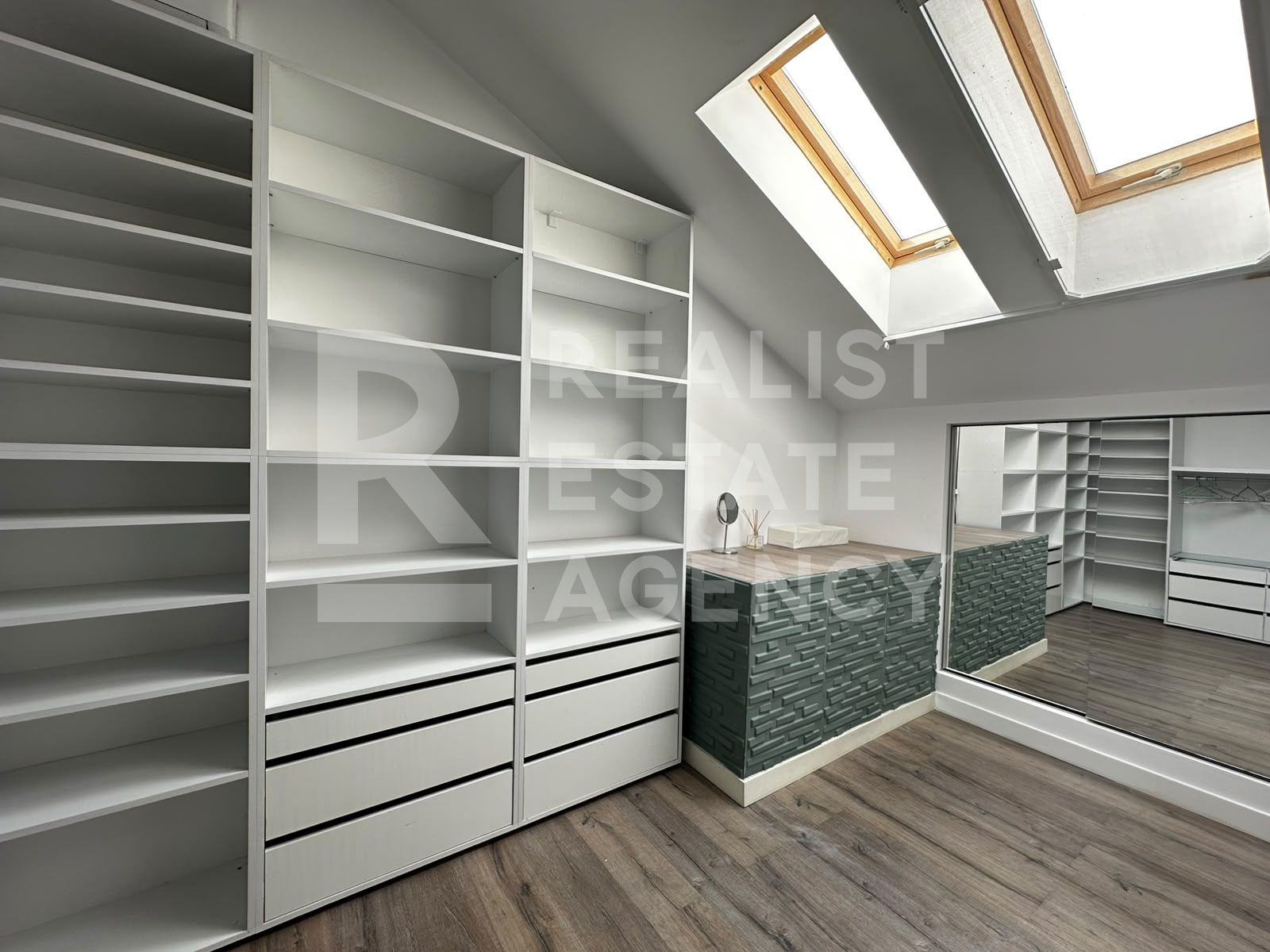 Închiriere, Apartament 2 camere + terasă+ loc de parcare — fotografia 8