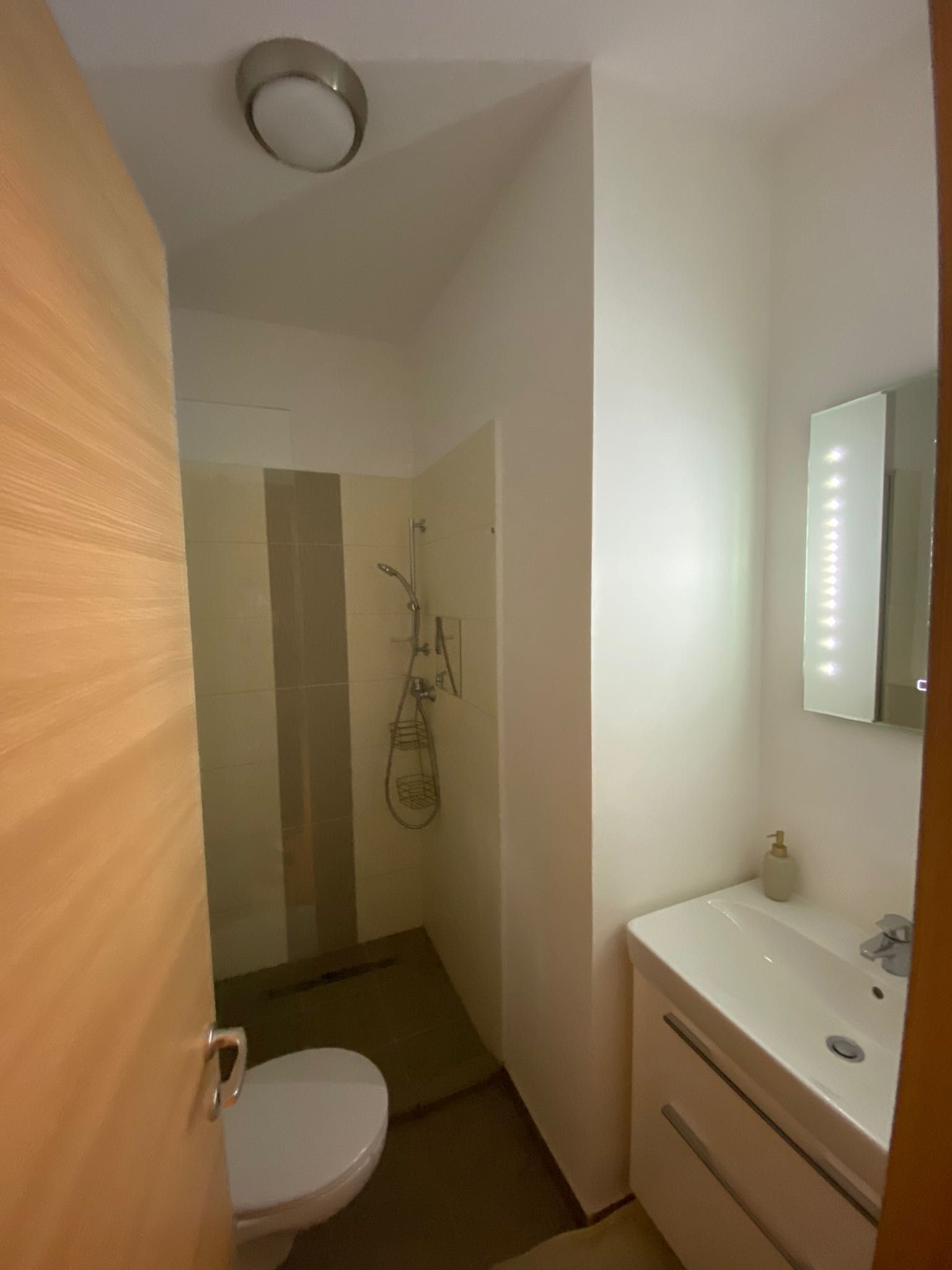 Apartament 4 Camere Zona Sisesti de închiriat — fotografia 5