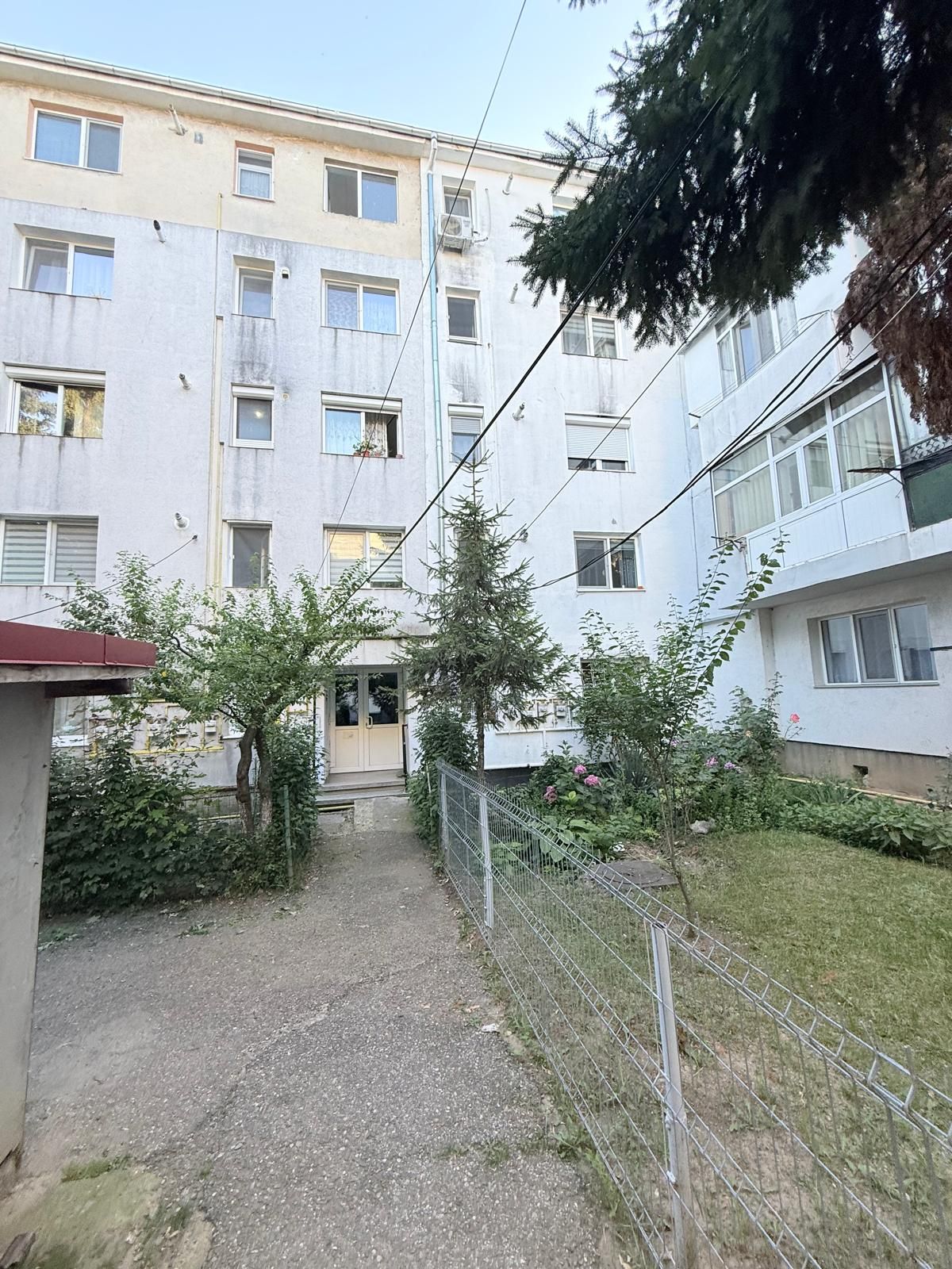 Ap 3 camere - decomandat - Campina - strada Milcovului — fotografia 14