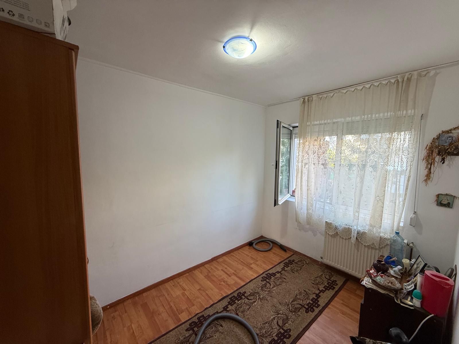 Ap 3 camere - decomandat - Campina - strada Milcovului — fotografia 6