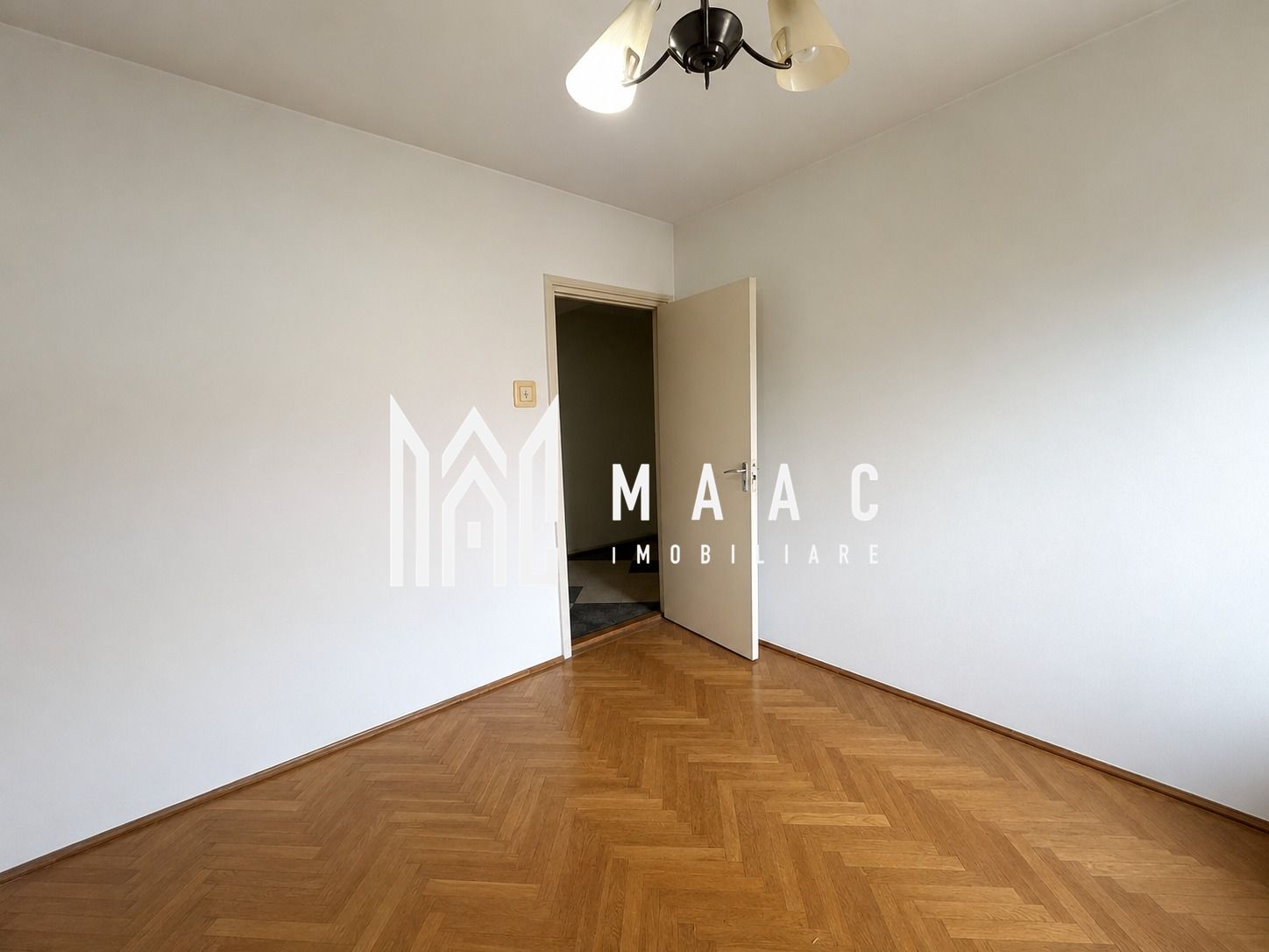Apartament 3 camere | Ștrand, Sibiu | 74 mp, garaj — fotografia 4