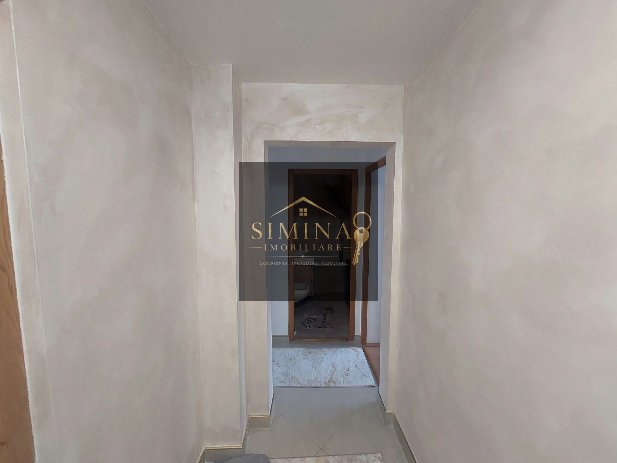 Apartament 4 Camere, De Vanzare, Etaj Intermediar, Tudor, Corina — fotografia 8