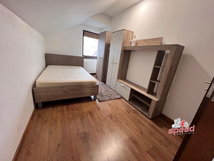 De închiriat apartament cu 3 camere la casă în Tg Mureș - Cornișa