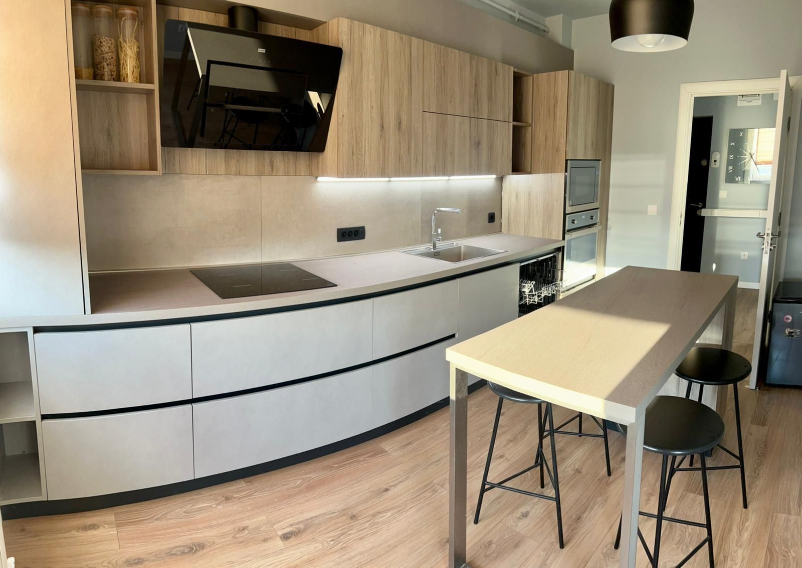 Apartament 2 camere,mobilat,bloc nou,72mp, Tudor,1 parcare, — fotografia 4