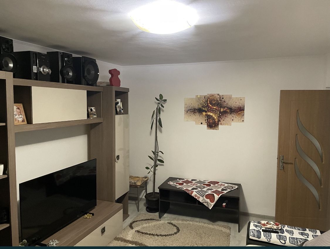 Vand/schimb apartament 3 camere, Baba Novac cu loc de parcare — fotografia 3