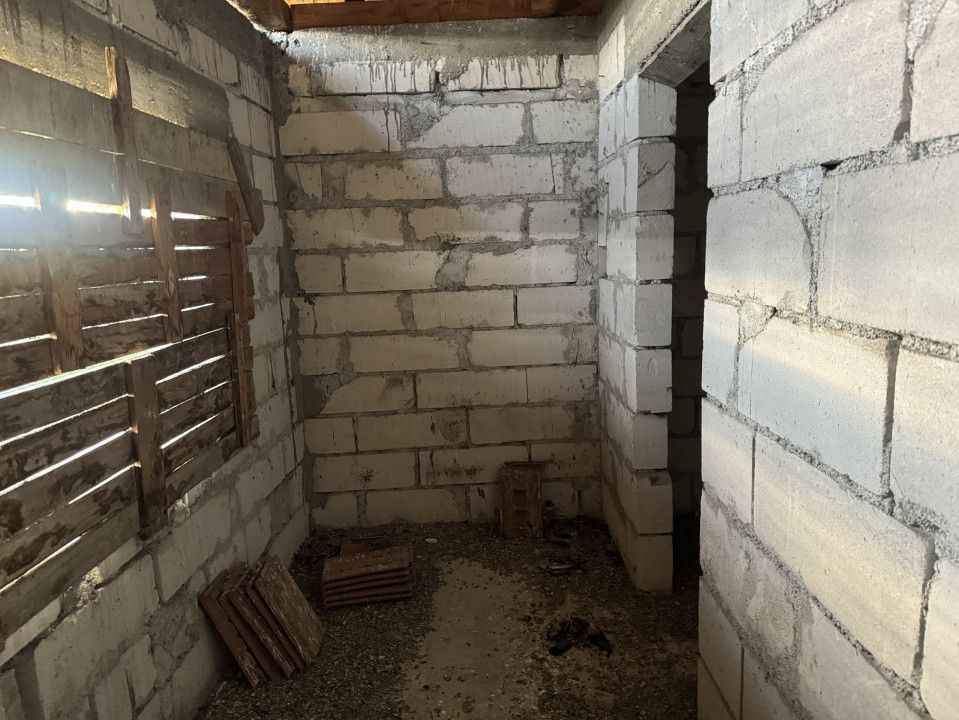 Casa de vanzare 4 camere la rosu Simeria — fotografia 4