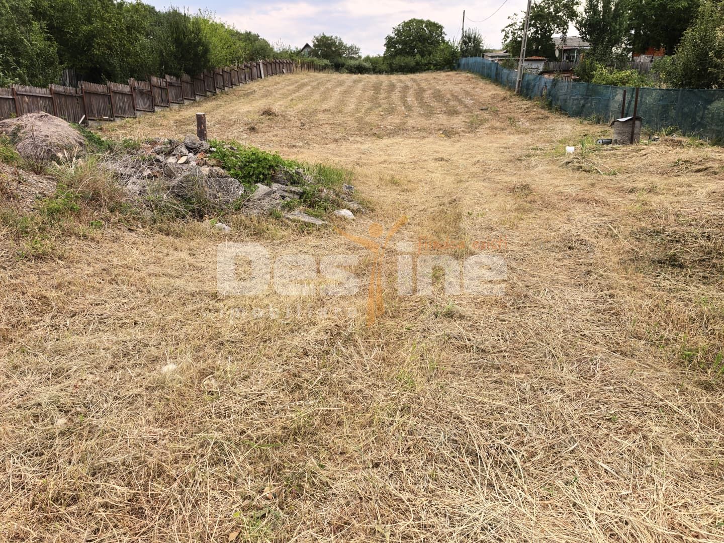 Teren 3.000 mp, cu autorizație și utilități — fotografia 4