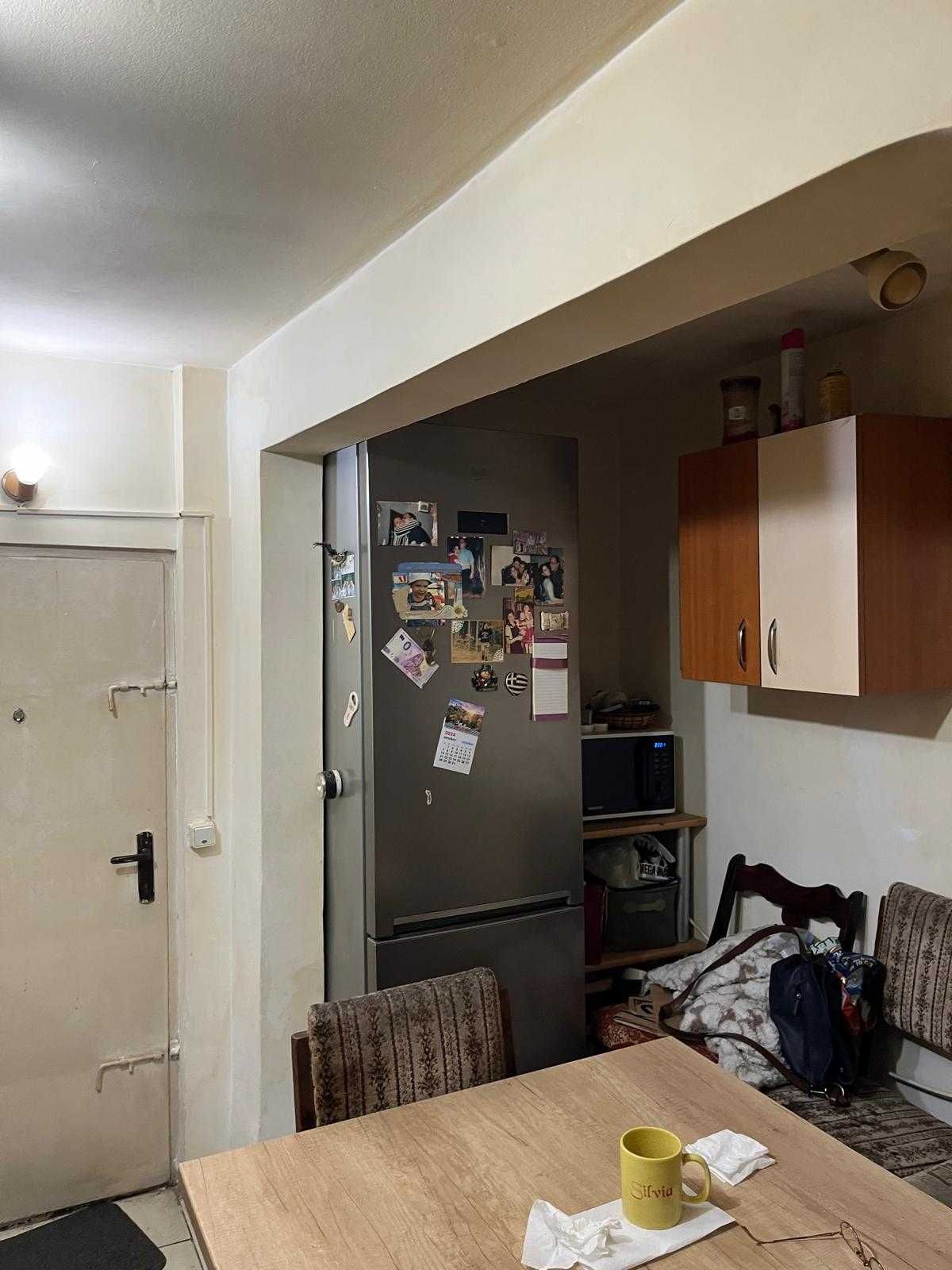 De vanzare casa trei camere — fotografia 4