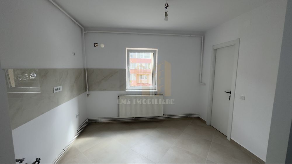 Apartament 2 camere decomandat Tractorul Brasov — fotografia 6