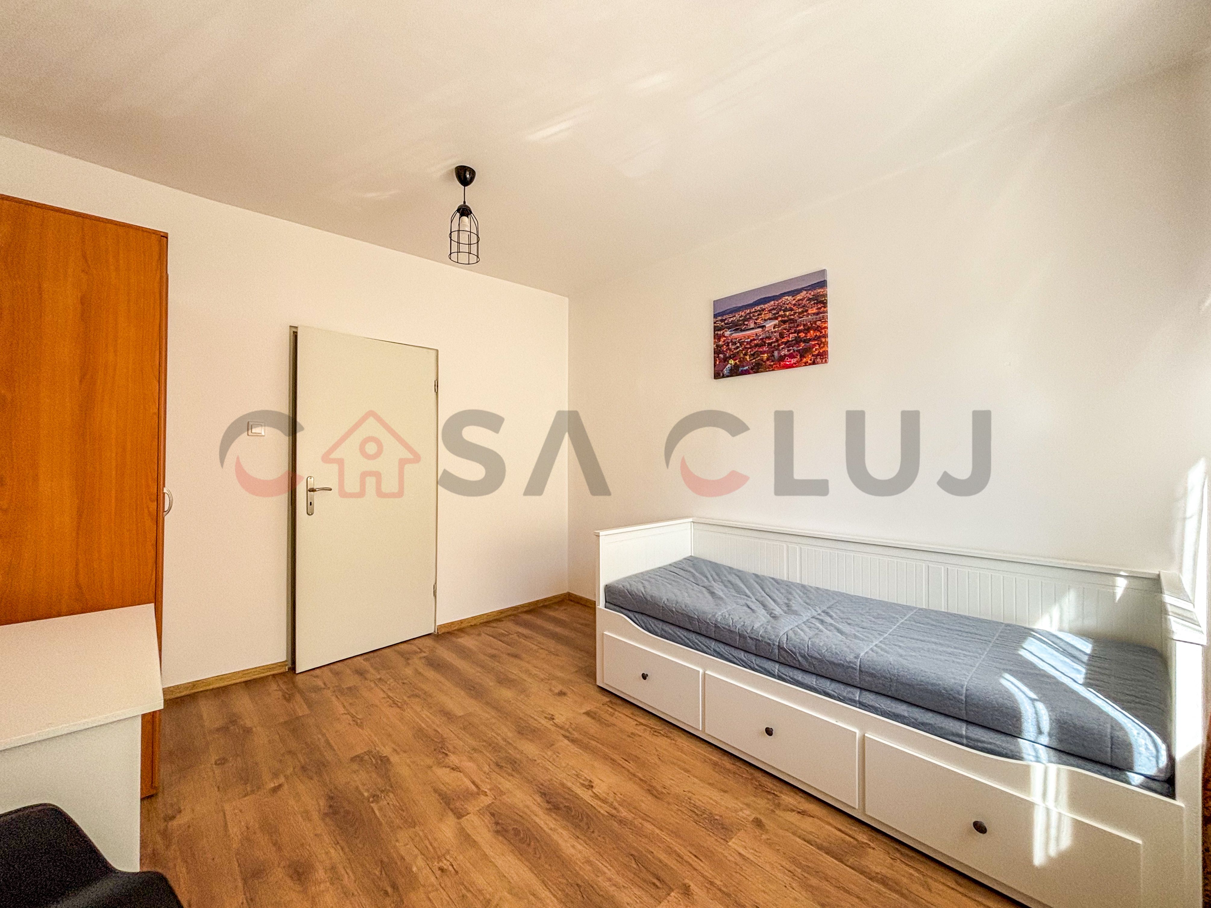 Apartament Decomandat - Etaj 1 - Bloc Izolat Termic - Strada Horea — fotografia 3