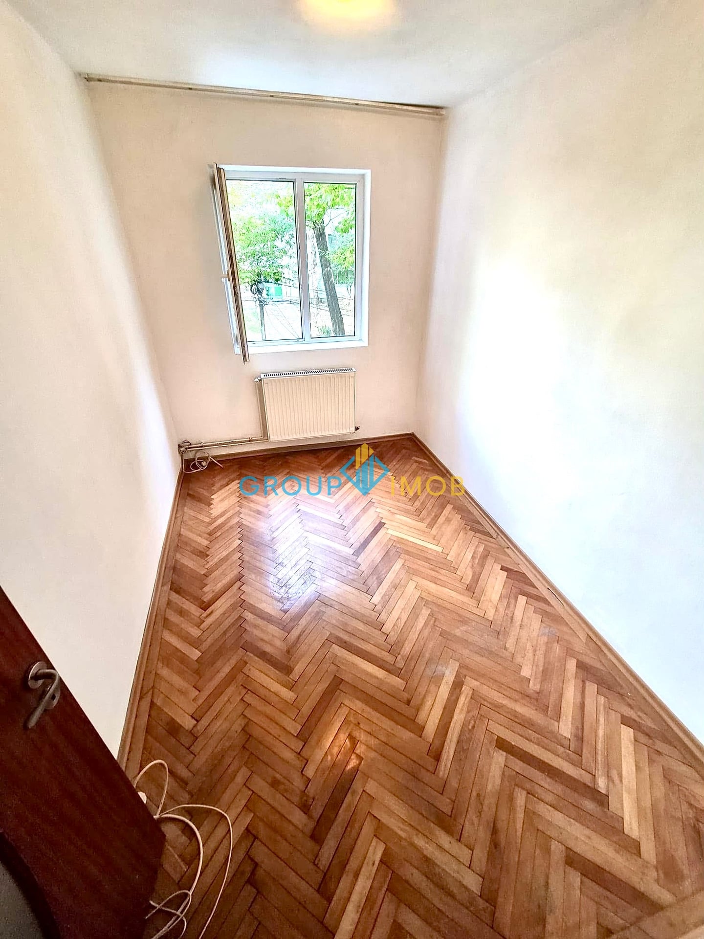 Apartament 3 camere de vânzare – Strada Stadionului, Bacău – Etaj 1 – 53.000 € — fotografia 6