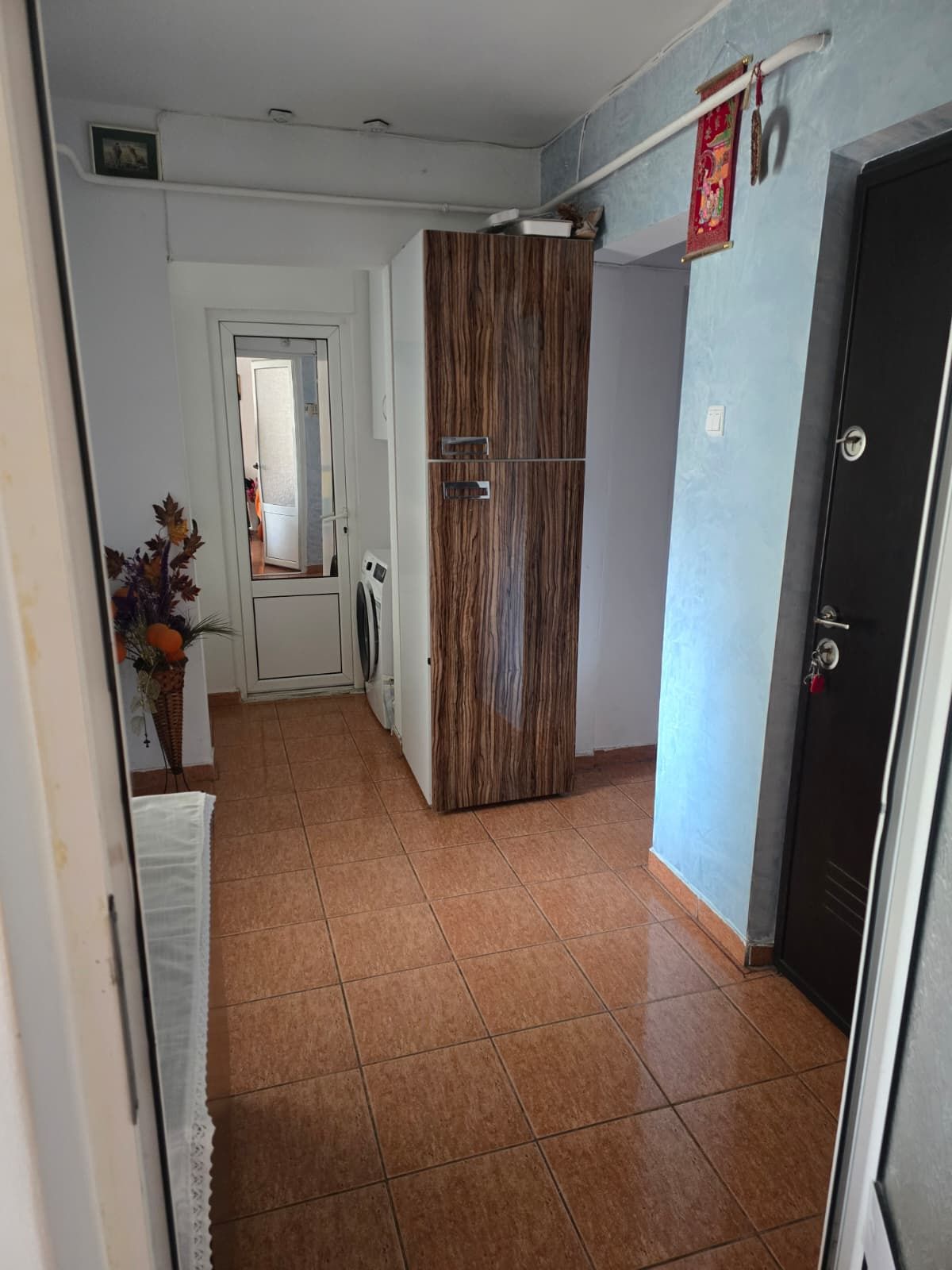Apartament TÂRGU CUCU | 3 camere, semidecomandat, 68 mp total, mobilat — fotografia 6