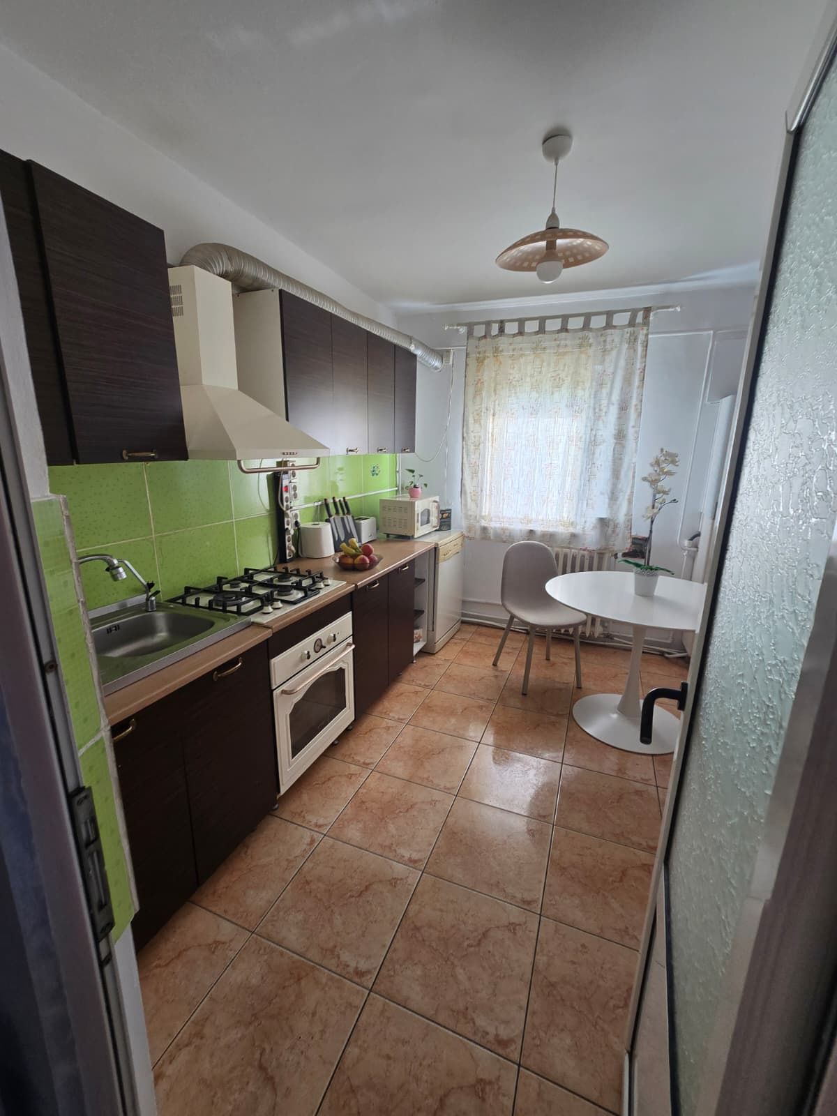 Apartament TÂRGU CUCU | 3 camere, semidecomandat, 68 mp total, mobilat — fotografia 7