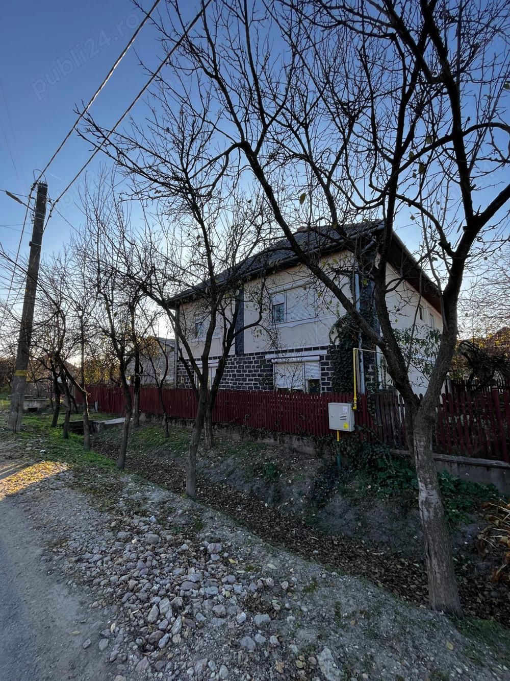 Vind casa la tara — fotografia 3