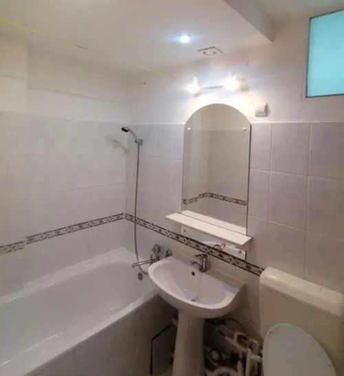 Vanzare gaosoniera complet renovata zona pietonala Racadau — fotografia 4