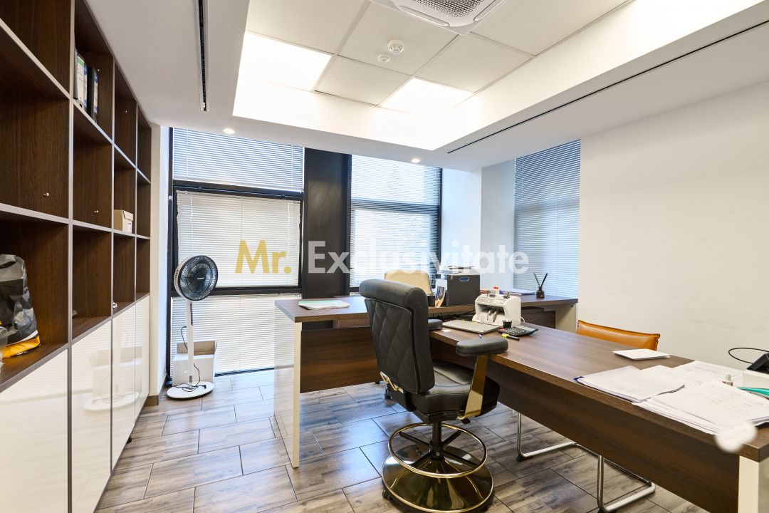 Spațiu comercial premium 240 mp ultracentral Pitești clădire reprezentativă — fotografia 13