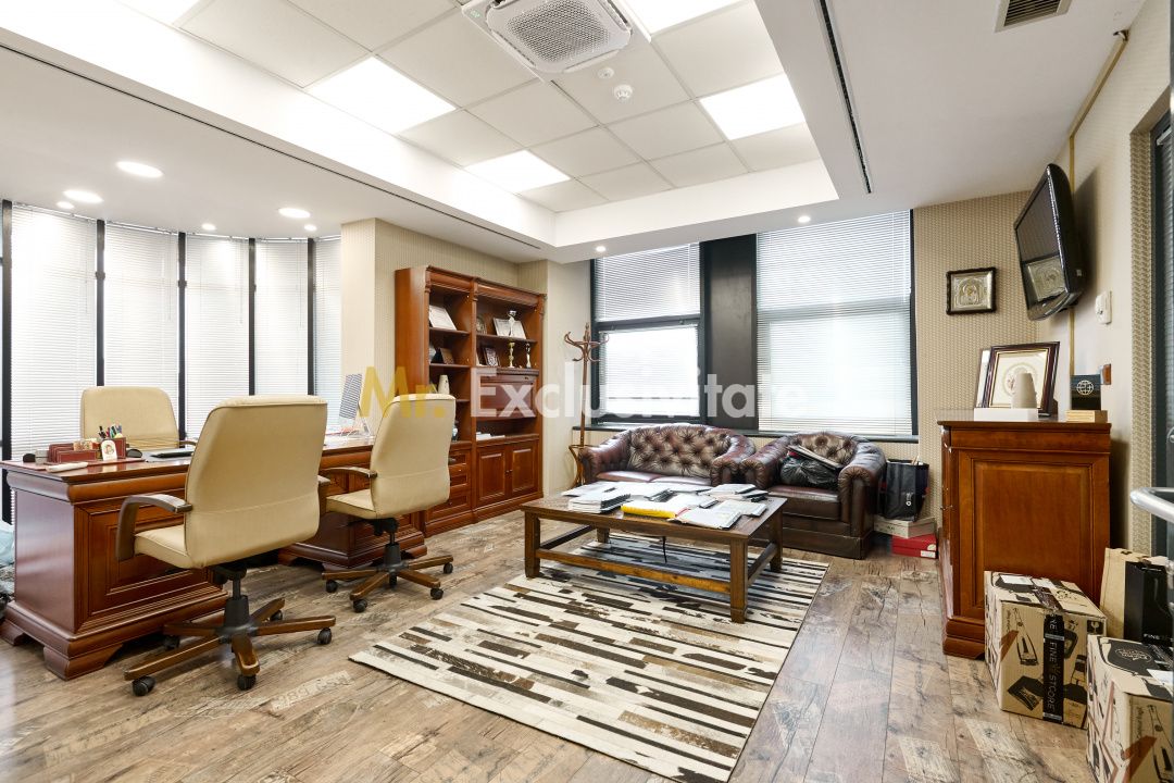 Spațiu comercial premium 240 mp ultracentral Pitești clădire reprezentativă — fotografia 14