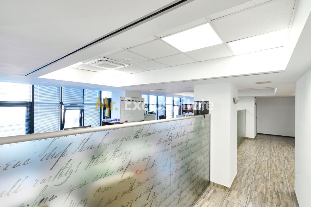 Spațiu comercial premium 240 mp ultracentral Pitești clădire reprezentativă — fotografia 6