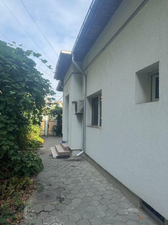 Casă de vânzare Sect.1, Bd. Ion Mihalach-cu Proiect de extindere si modernizare — fotografia 3