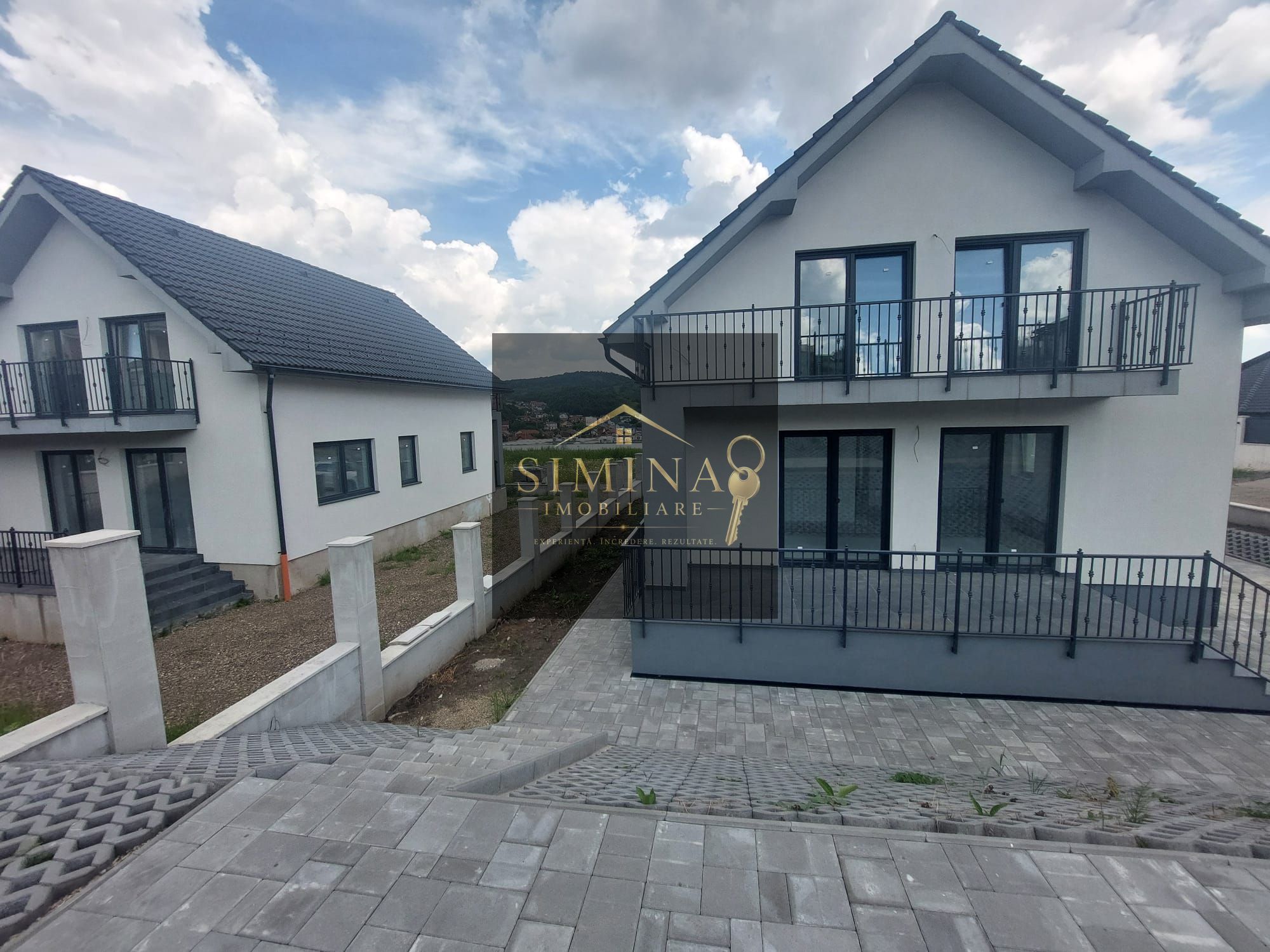 Casa Noua , 500 Mp Teren, De Vanzare, Corunca