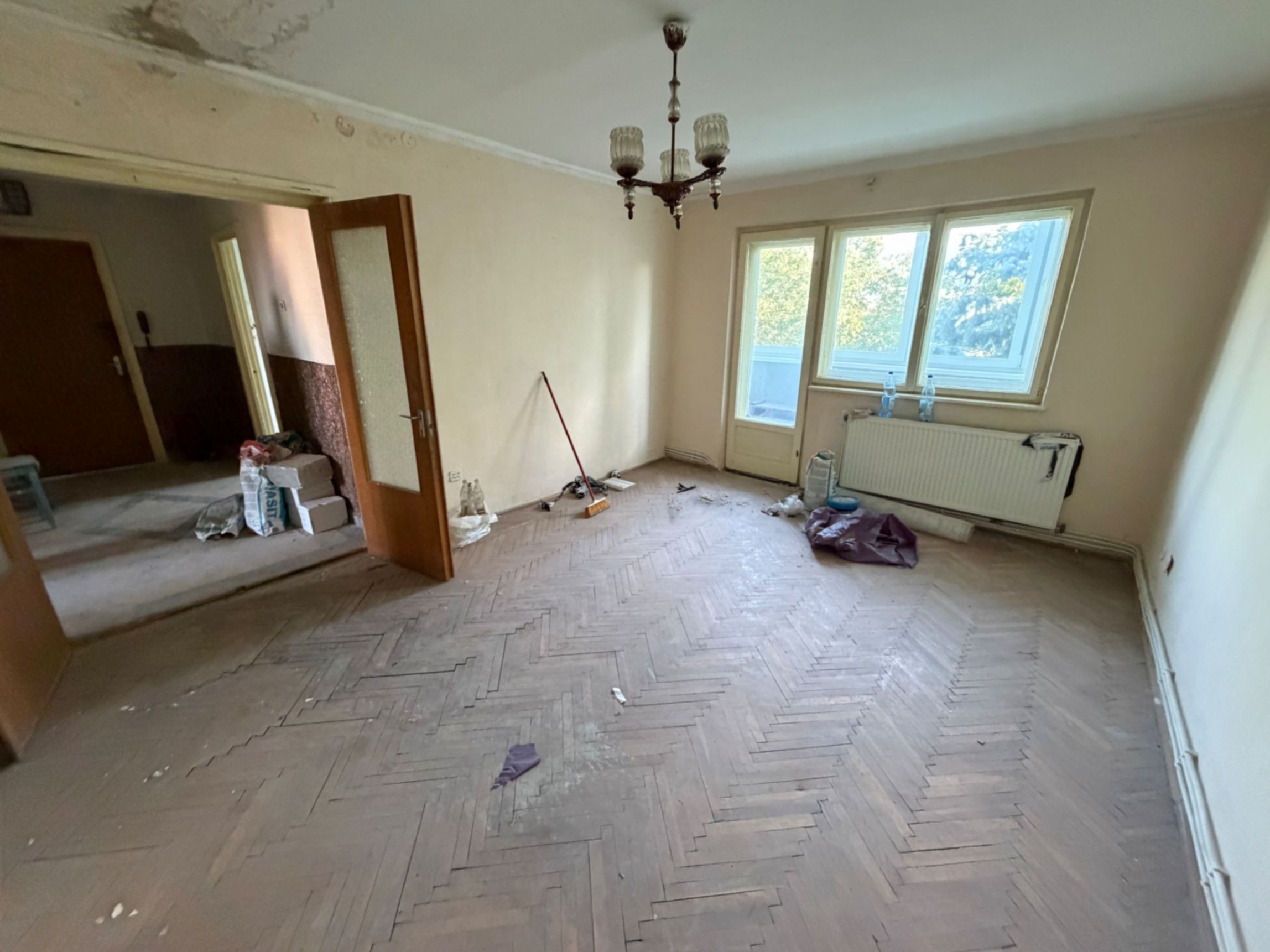Apartament 3 camere, decomandat - Cugir — fotografia 5
