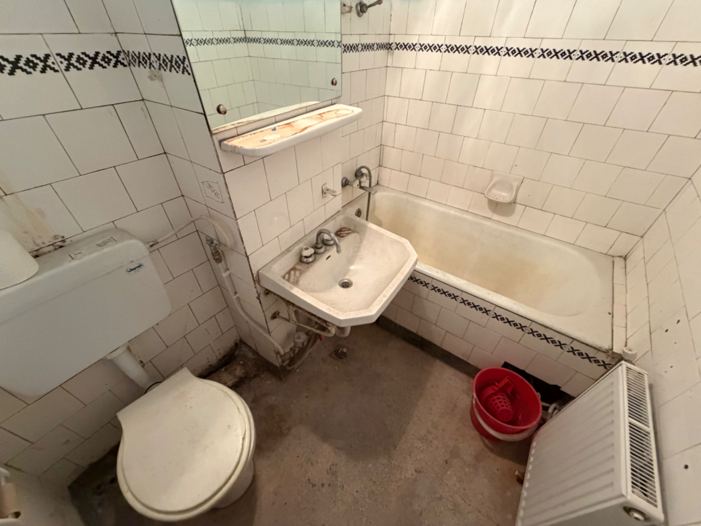Apartament 3 camere, decomandat - Cugir — fotografia 8