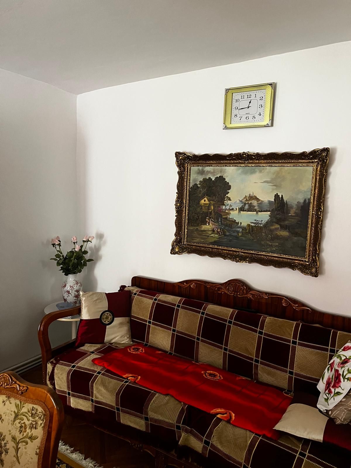Apartament cu 4 camere, 80 mp utili la etajul 1 chiar in Calea Lipovei — fotografia 2