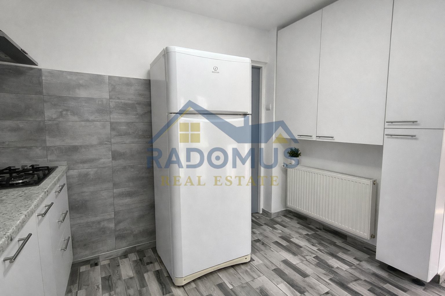 Casă  Ploiești – 215 Mp Utili | Strada Cașin | Teren 255 Mp | Renovat — fotografia 14