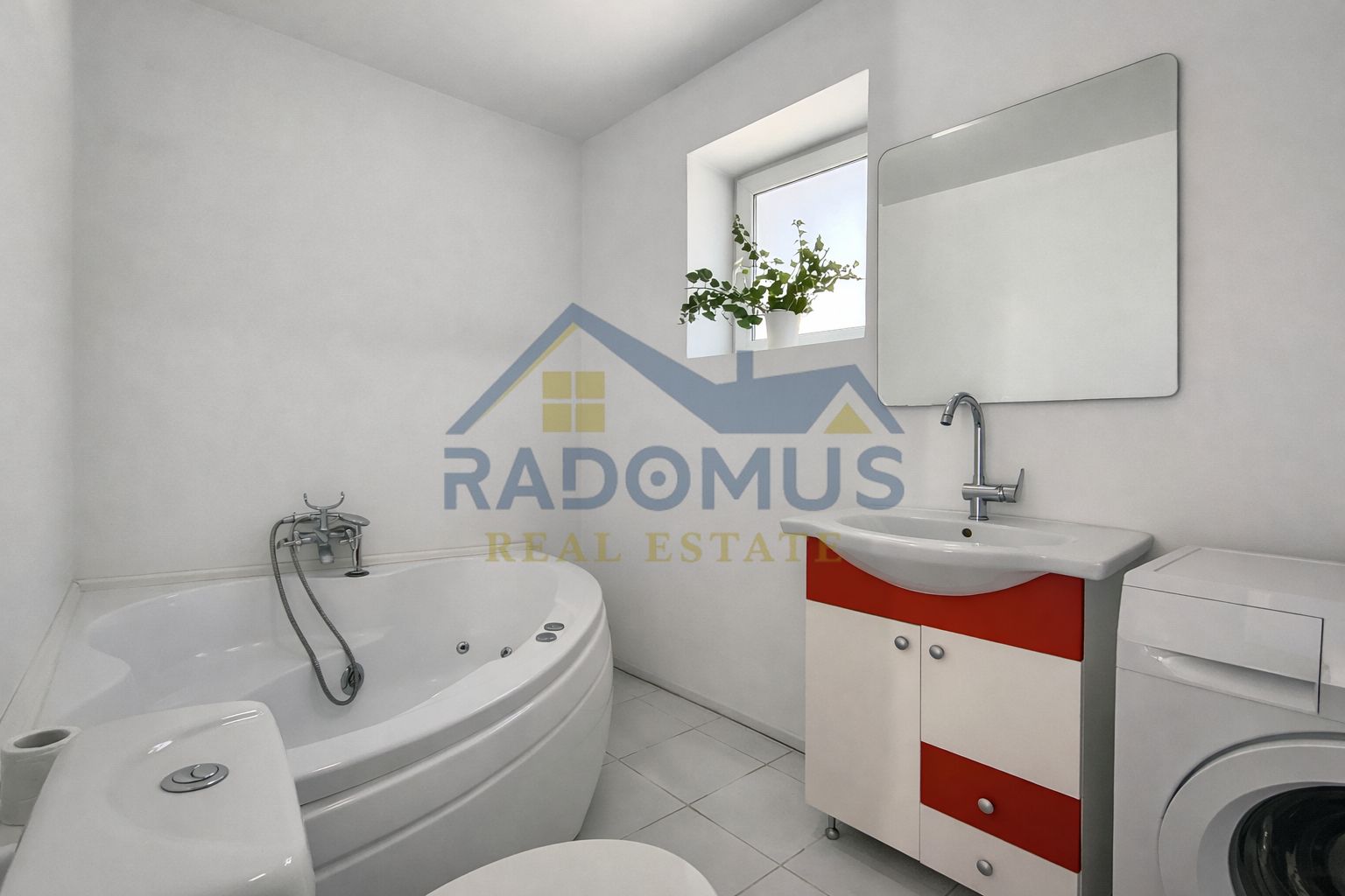 Casă  Ploiești – 215 Mp Utili | Strada Cașin | Teren 255 Mp | Renovat — fotografia 15