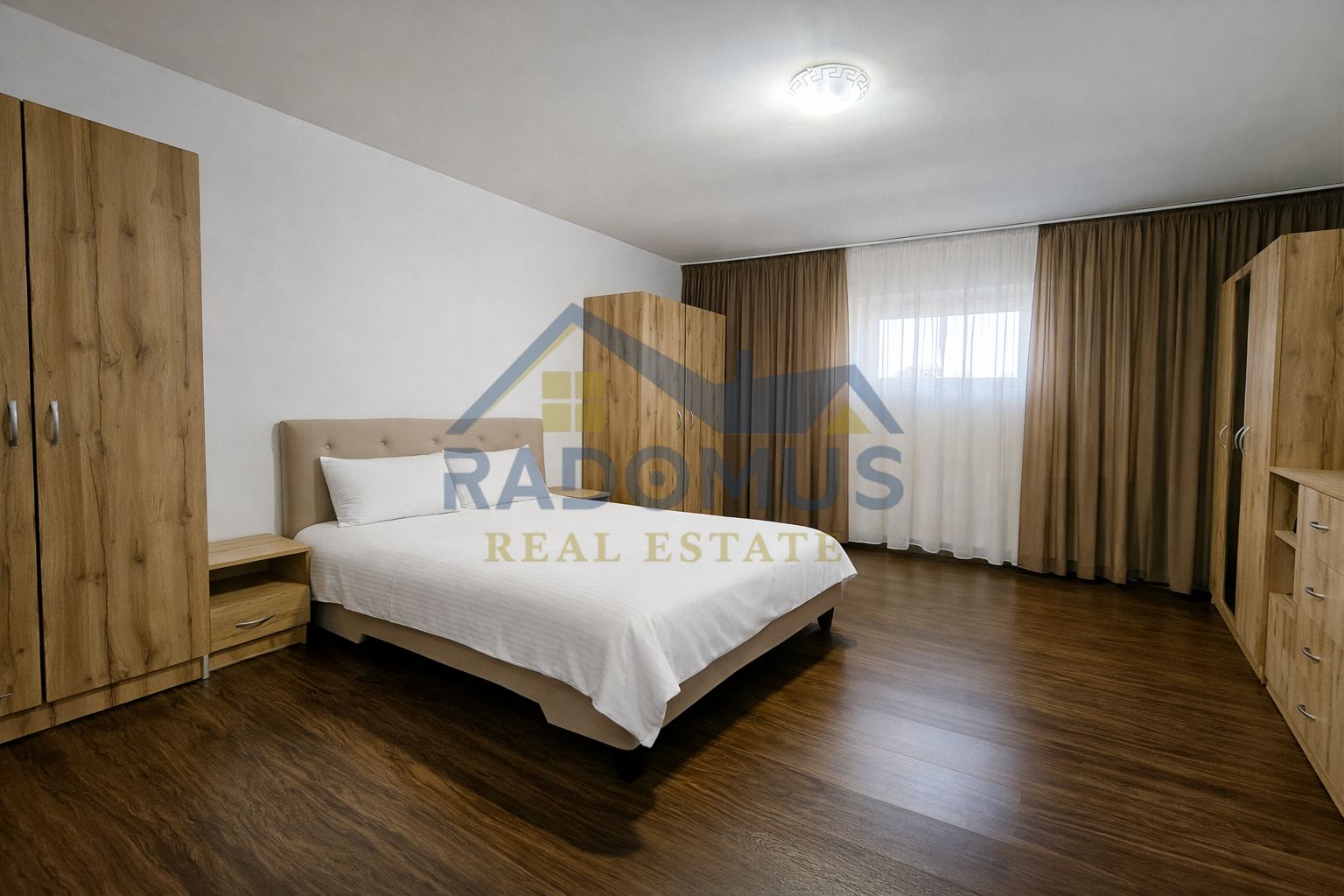 Casă  Ploiești – 215 Mp Utili | Strada Cașin | Teren 255 Mp | Renovat — fotografia 7