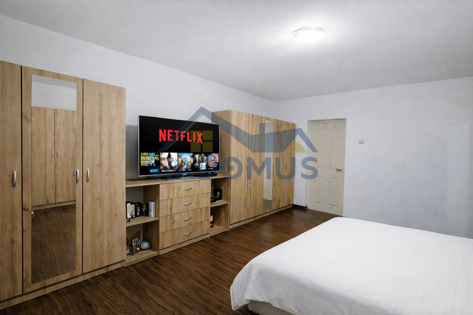 Casă  Ploiești – 215 Mp Utili | Strada Cașin | Teren 255 Mp | Renovat — fotografia 8