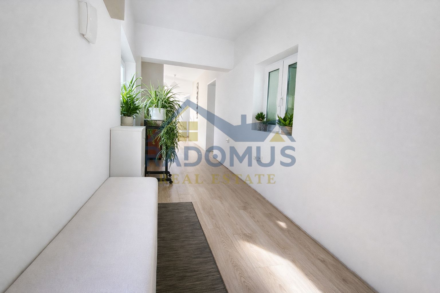 Casă  Ploiești – 215 Mp Utili | Strada Cașin | Teren 255 Mp | Renovat — fotografia 9
