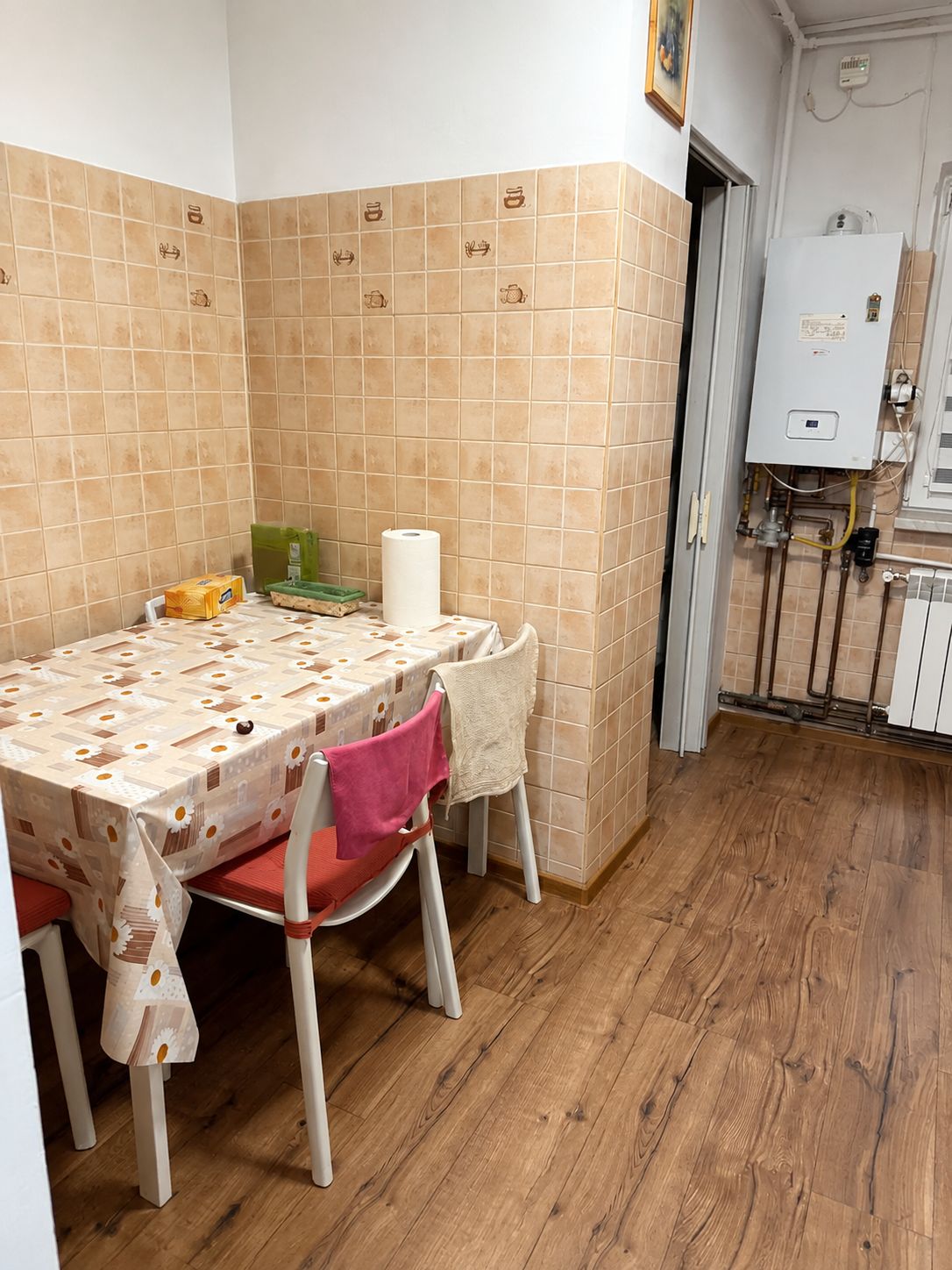 Apartament renovat cu 3 camere și 2 băi, 63 mp – zona Dâmbovița — fotografia 6