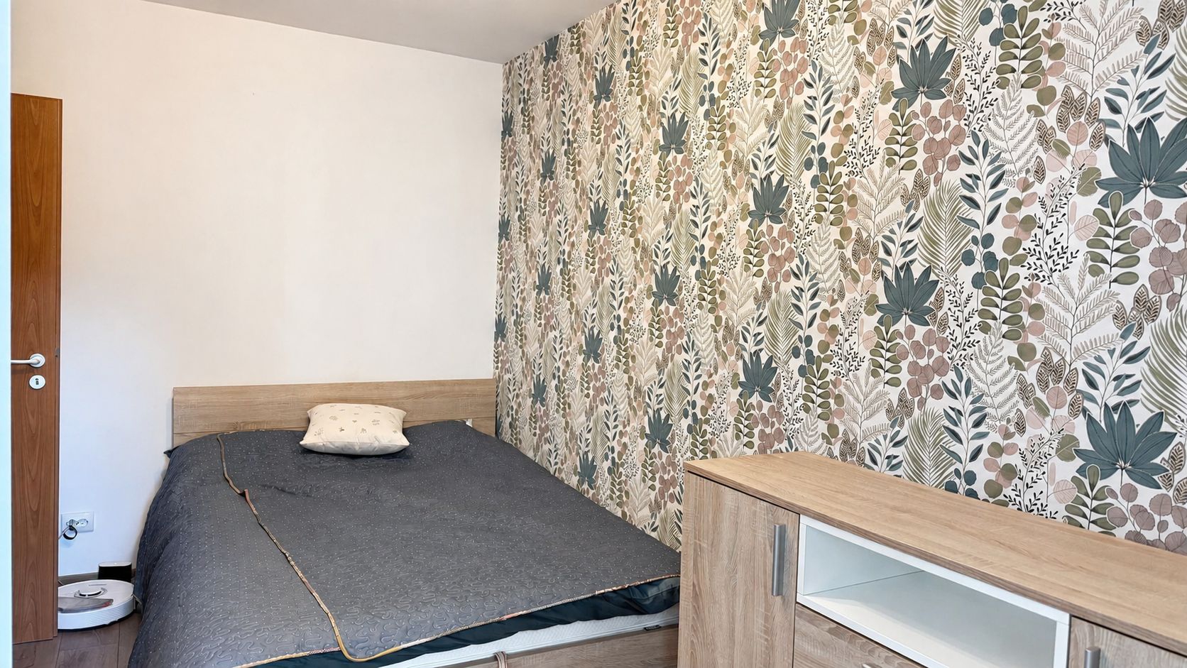 Apartament renovat cu 3 camere și 2 băi, 63 mp – zona Dâmbovița — fotografia 8