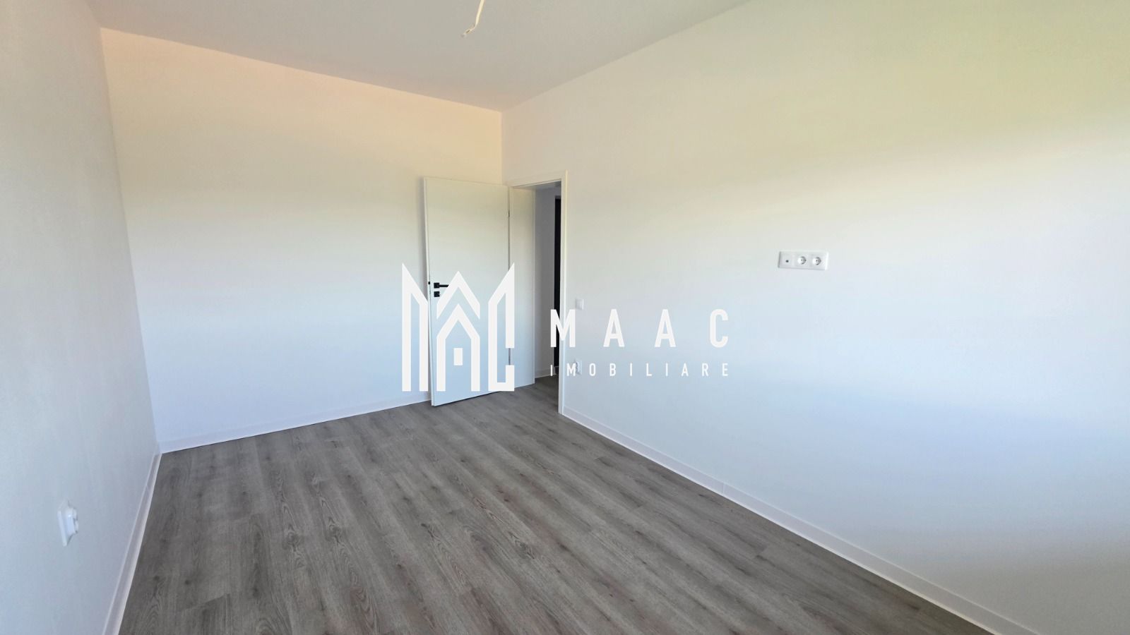 Apartament 2 camere | Strada Unirii, Șelimbăr | 45 mp, balcon, parcare — fotografia 3