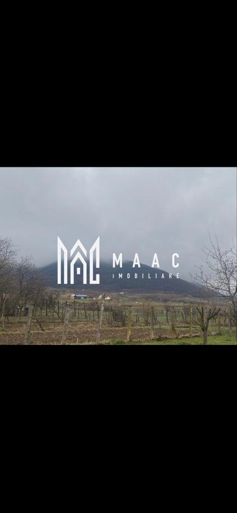 Teren 400 mp în Poplaca | Priveliște frumoasă și zonă de case