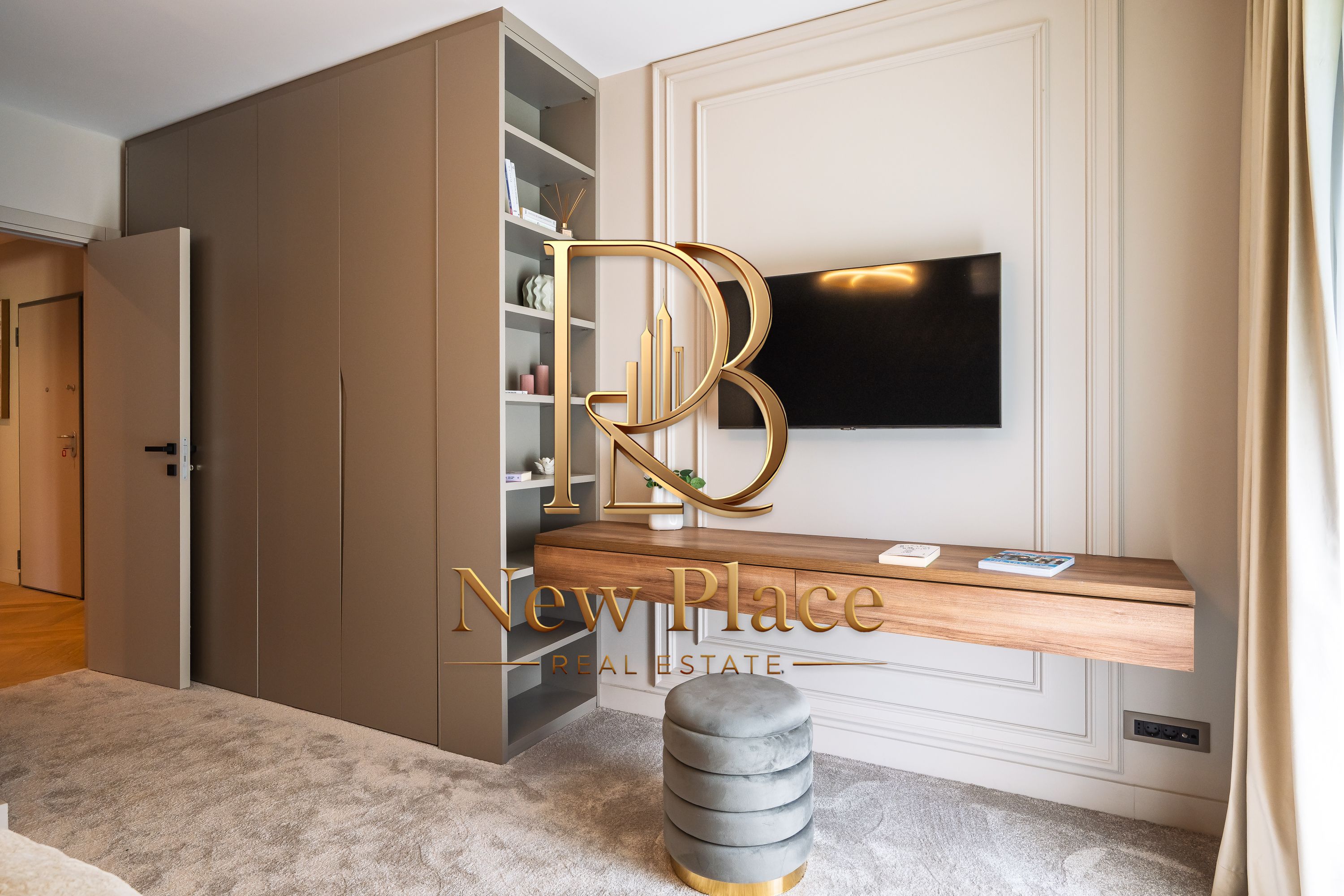 [VIDEO] IANCU NICOLAE | ROVERE | CURTE 190 mp [+21% TVA] ULTRA LUX — fotografia 12